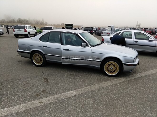 BMW 528 1994, 320,000 km - 2.8 l - Bakı