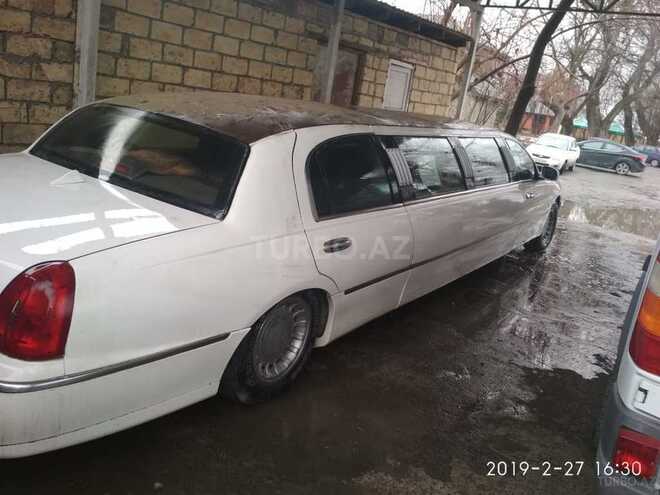 Lincoln Town Car 1999, 250,000 km - 4.6 l - Bakı