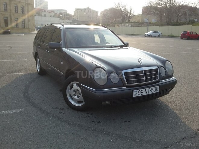 Mercedes E 240 1998, 262,000 km - 2.4 l - Bakı