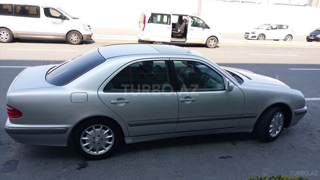Mercedes E 200 1999, 206,206 km - 2.0 l - Bakı