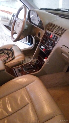Mercedes C 200 1998, 213,000 km - 2.0 l - Bakı