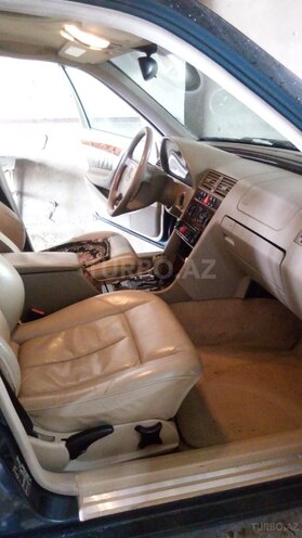 Mercedes C 200 1998, 213,000 km - 2.0 l - Bakı
