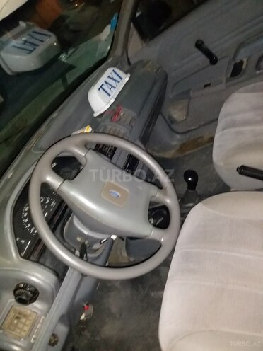 Ford  1995, 199,386 km - 2.0 л - Bakı