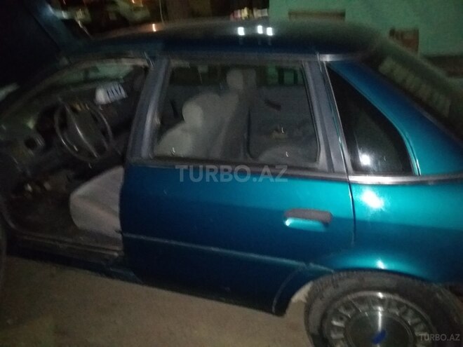 Ford  1995, 199,386 km - 2.0 л - Bakı