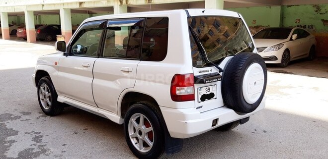 Mitsubishi Pajero io 2000, 196,000 km - 1.8 l - Bakı