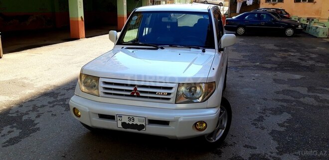 Mitsubishi Pajero io 2000, 196,000 km - 1.8 l - Bakı
