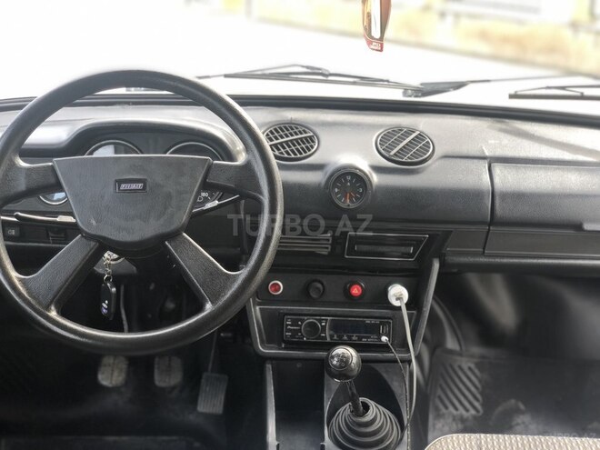 LADA (VAZ) 2106 2005, 83,000 km - 1.6 л - Yevlax