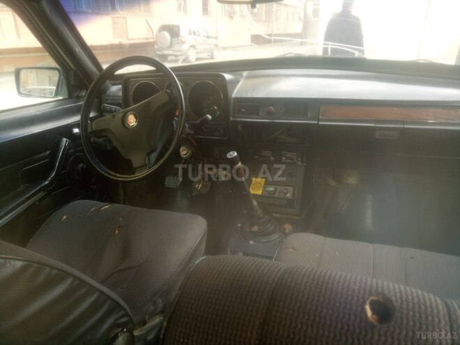GAZ 24-10 1987, 300,000 km - 2.4 l - Bakı