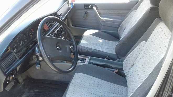 Mercedes 190 1989, 339,656 km - 2.0 l - İsmayıllı