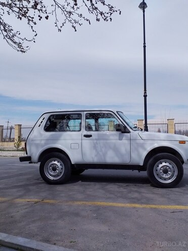 LADA (VAZ) Niva 2015, 81,000 km - 1.7 л - Bərdə