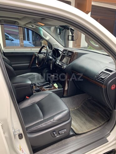Toyota Prado 2009, 181,000 km - 3.0 l - Bakı
