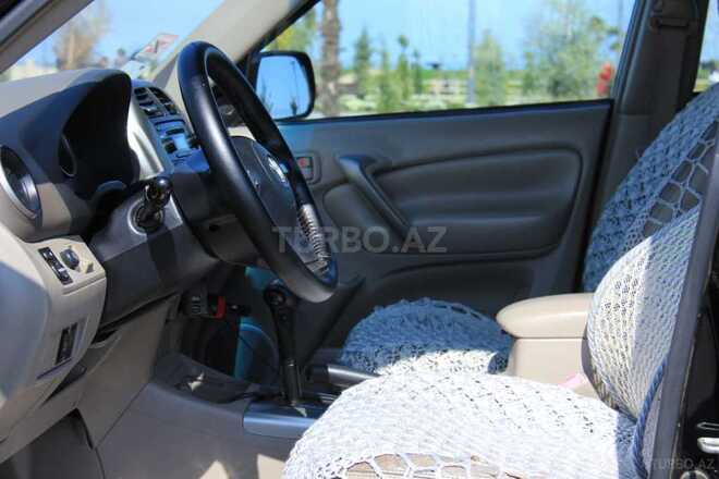 Toyota RAV4 2003, 219,000 km - 2.5 l - Astara