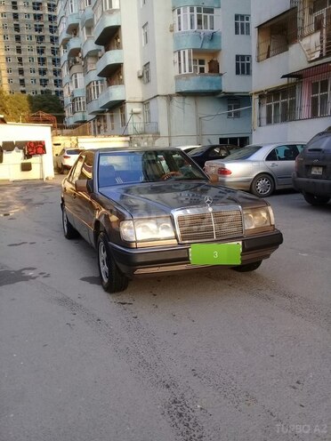 Mercedes E 200 1991, 392,000 km - 2.0 l - Bakı