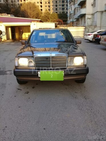 Mercedes E 200 1991, 392,000 km - 2.0 l - Bakı