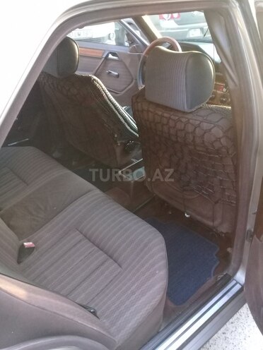Mercedes E 200 1991, 392,000 km - 2.0 l - Bakı