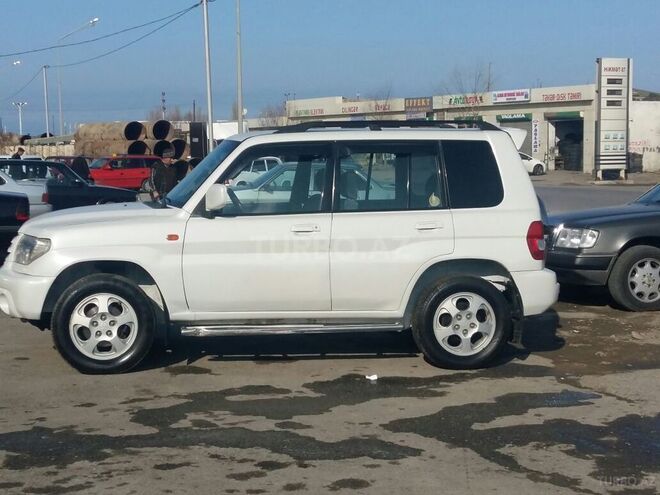 Mitsubishi Pajero io 2001, 950,000 km - 2.0 л - Sumqayıt