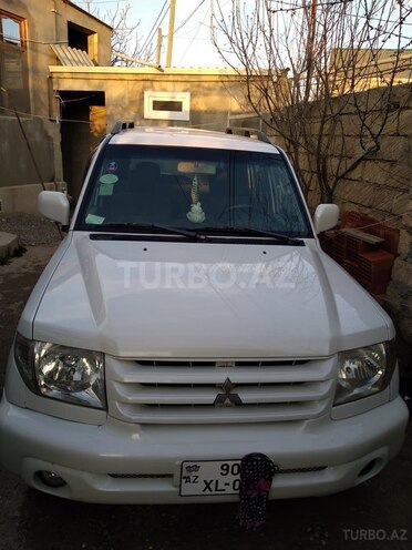 Mitsubishi Pajero io 2001, 950,000 km - 2.0 л - Sumqayıt