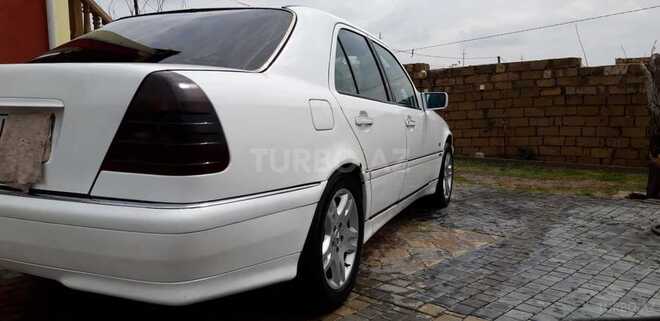 Mercedes C 180 1995, 235,284 km - 1.8 л - Bakı