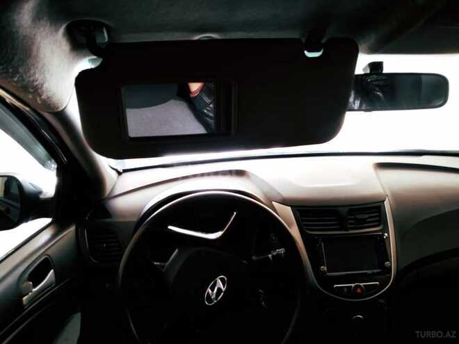 Hyundai Accent 2011, 2,000,000 km - 1.4 l - Bakı