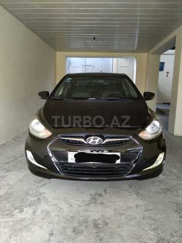 Hyundai Accent 2011, 2,000,000 km - 1.4 l - Bakı