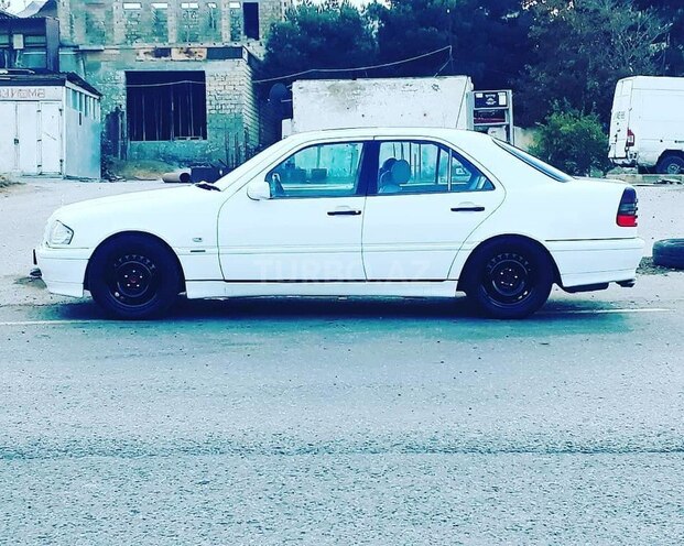 Mercedes C 280 1998, 200,000 km - 2.8 л - Bakı