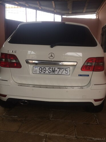 Mercedes B 180 2010, 49,000 km - 1.8 l - Bakı