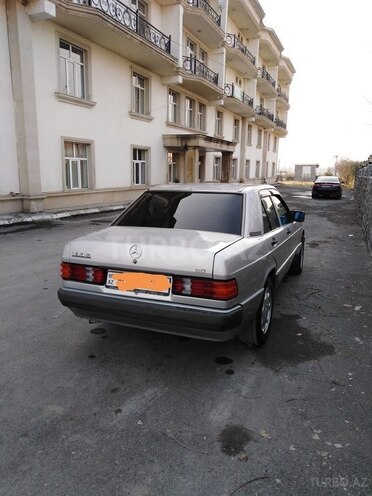 Mercedes 190 1990, 280,000 km - 2.0 л - Qəbələ
