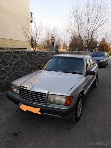 Mercedes 190 1990, 280,000 km - 2.0 л - Qəbələ
