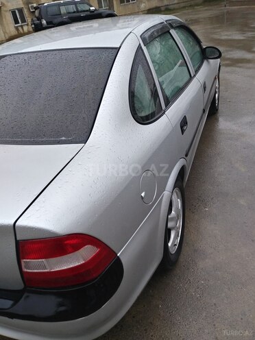 Opel Vectra 1996, 532,000 km - 1.8 л - Sumqayıt