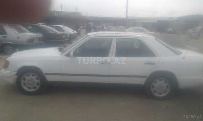 Mercedes E 200 1988, 121,112 km - 2.0 l - Lənkəran