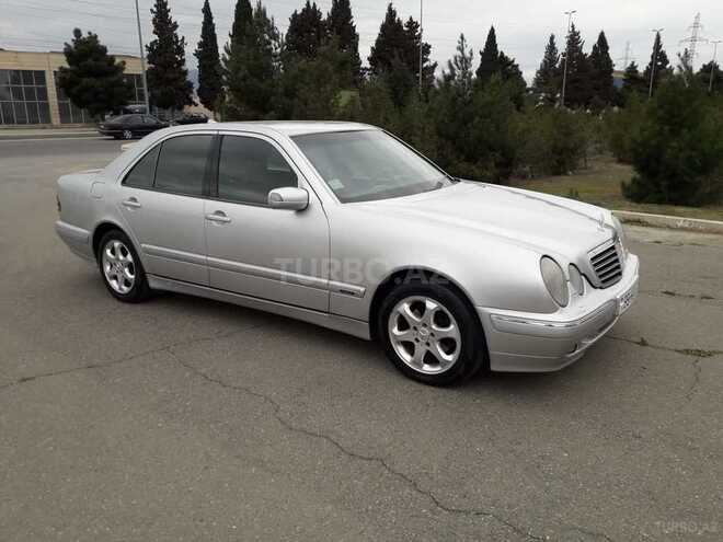 Mercedes E 220 2000, 298 km - 2.2 l - Gəncə
