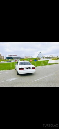 Mercedes E 220 2001, 368 km - 2.2 l - Bakı
