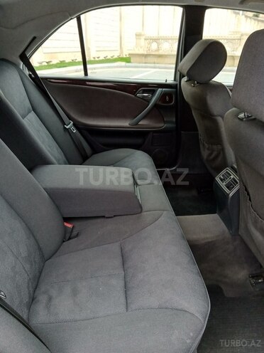 Mercedes E 270 2000, 344,000 km - 2.7 l - Bakı