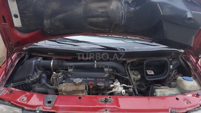 Mercedes Vito 2000, 200,000 km - 2.2 л - Tovuz