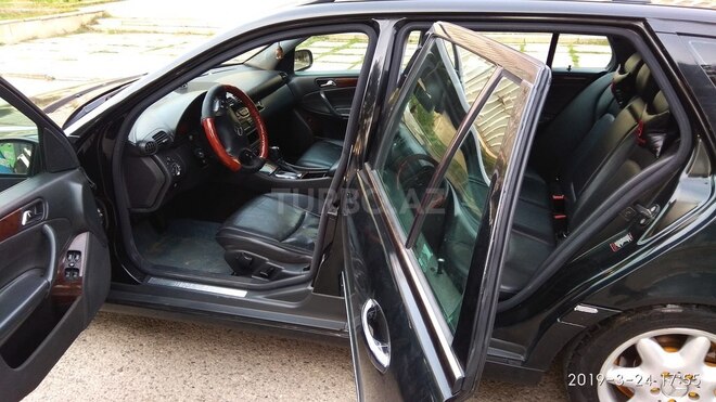 Mercedes C 240 2003, 245,000 km - 2.4 l - Xırdalan