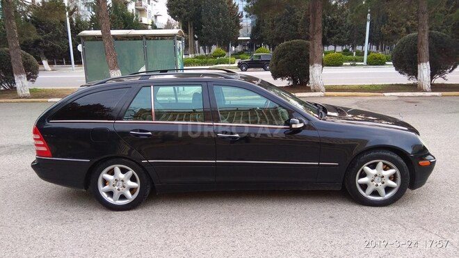 Mercedes C 240 2003, 245,000 km - 2.4 l - Xırdalan