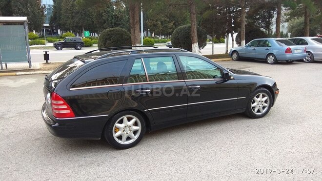 Mercedes C 240 2003, 245,000 km - 2.4 l - Xırdalan