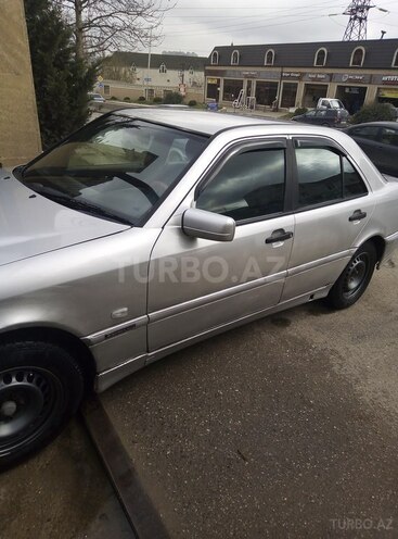 Mercedes C 220 1999, 573,000 km - 2.2 l - Bakı