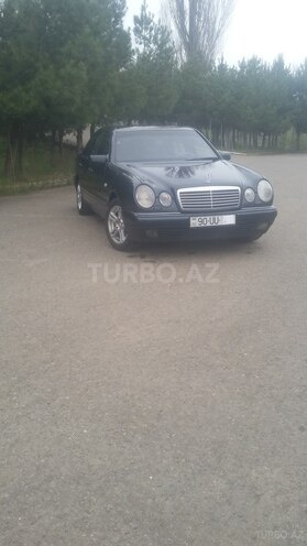 Mercedes E 280 1996, 104,636 km - 2.8 l - Lənkəran