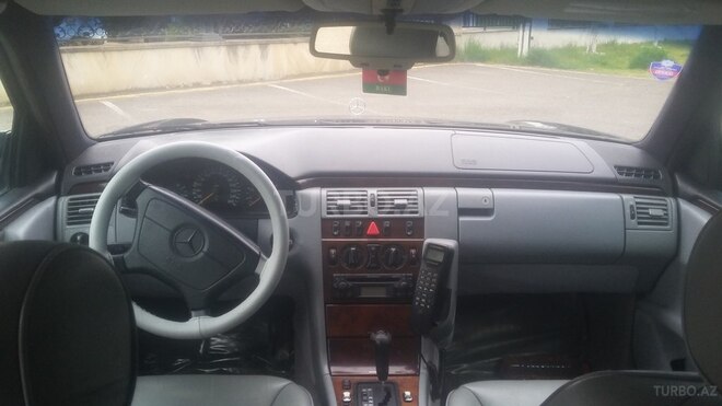 Mercedes E 280 1996, 104,636 km - 2.8 l - Lənkəran