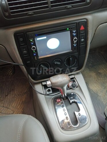 Volkswagen Passat 2002, 278,000 km - 1.8 л - Bakı