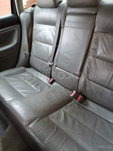 Volkswagen Passat 2002, 278,000 km - 1.8 л - Bakı