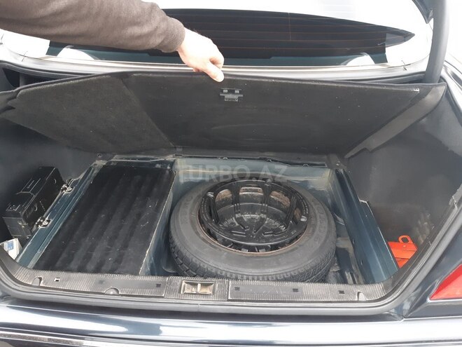 Mercedes E 280 2001, 234,000 km - 2.8 l - Ağdaş