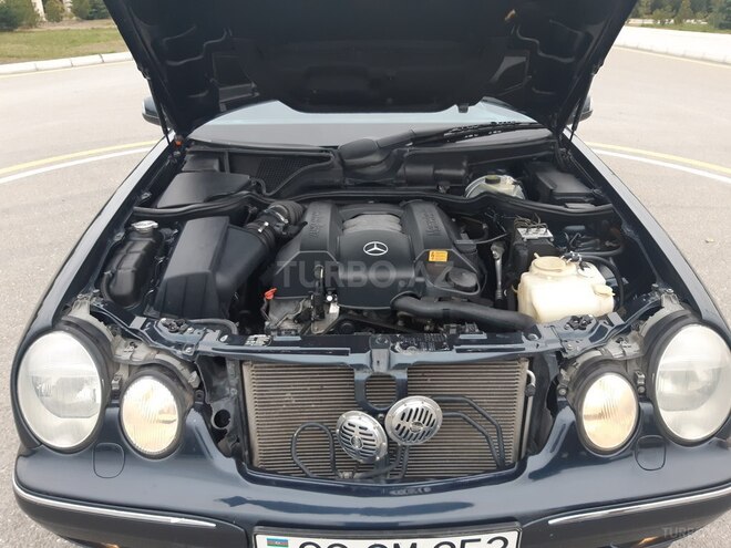 Mercedes E 280 2001, 234,000 km - 2.8 l - Ağdaş