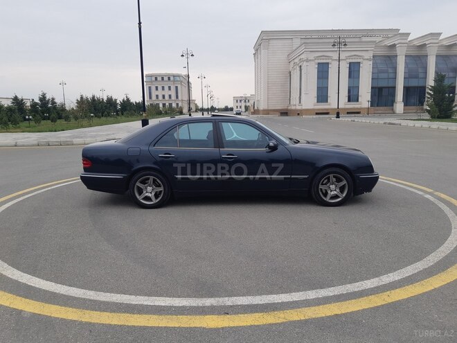Mercedes E 280 2001, 234,000 km - 2.8 l - Ağdaş