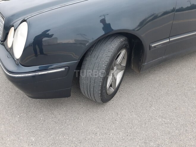 Mercedes E 280 2001, 234,000 km - 2.8 l - Ağdaş