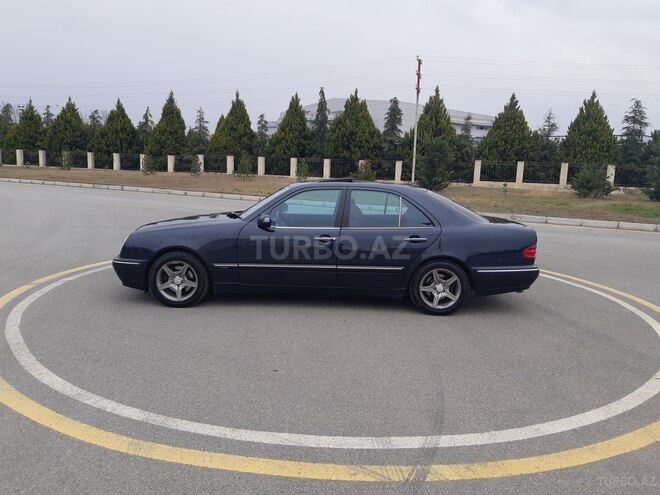 Mercedes E 280 2001, 234,000 km - 2.8 l - Ağdaş