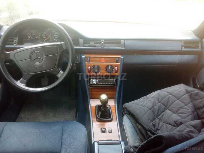 Mercedes E 200 1994, 400,000 km - 2.0 l - Sumqayıt