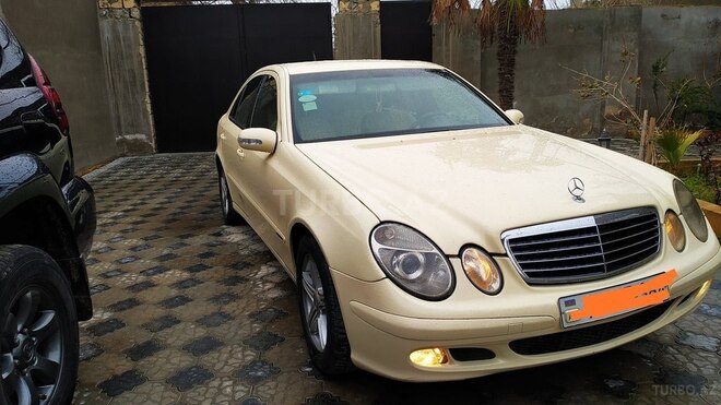 Mercedes E 220 2004, 330,000 km - 2.2 л - Salyan