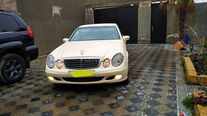 Mercedes E 220 2004, 330,000 km - 2.2 л - Salyan